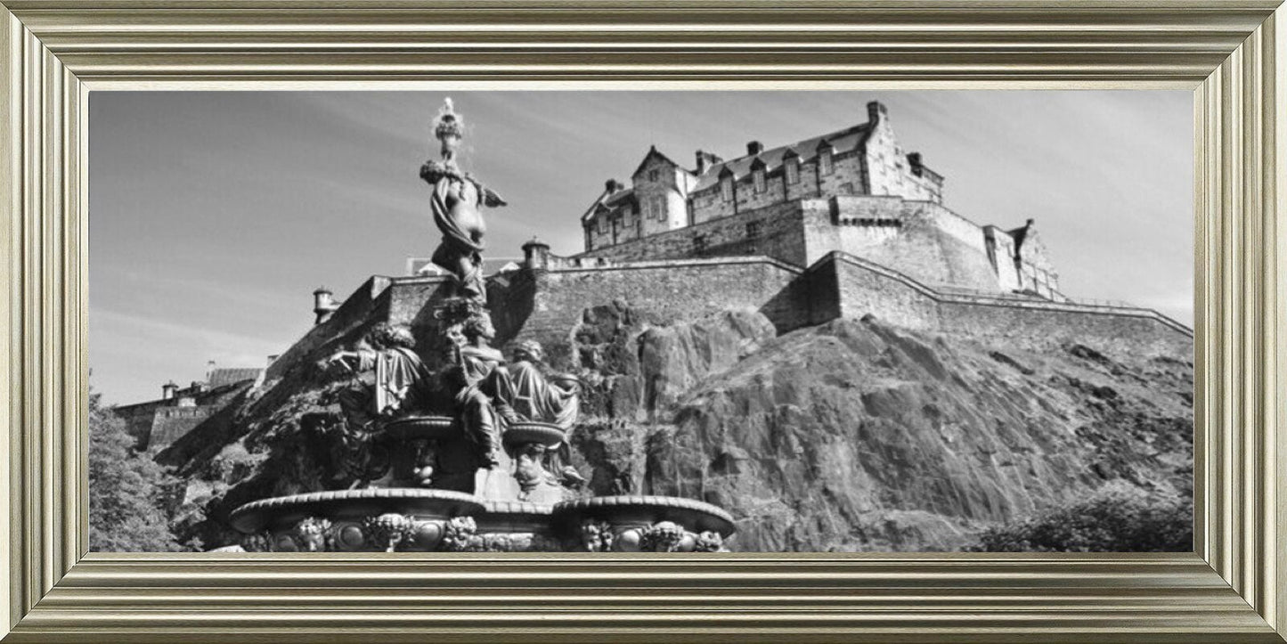 Edinburgh Castle and Fountain - Black and White