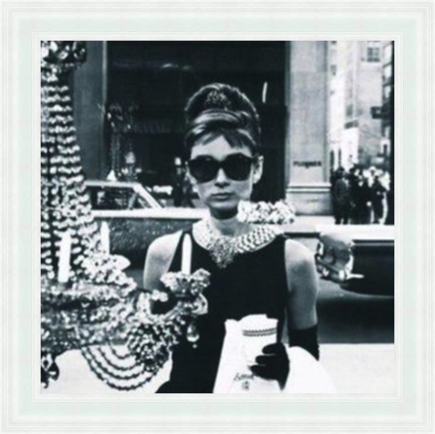 Breakfast at Tiffany's - Part 2 Liquid Art