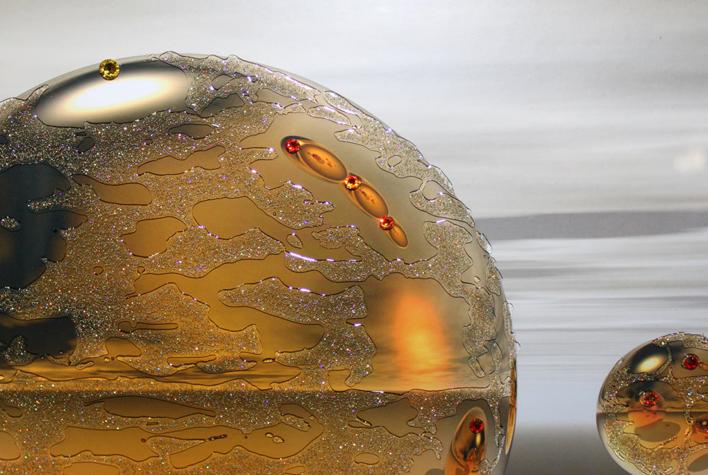 3D Deluxe Gold Spheres with Liquid Art Embellshment