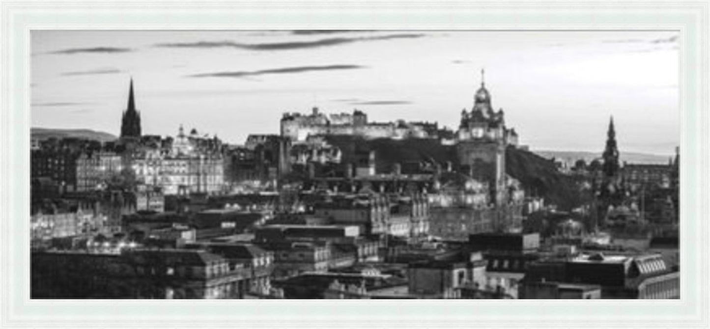 Edinburgh Skyline - Black and White - Slim Frame