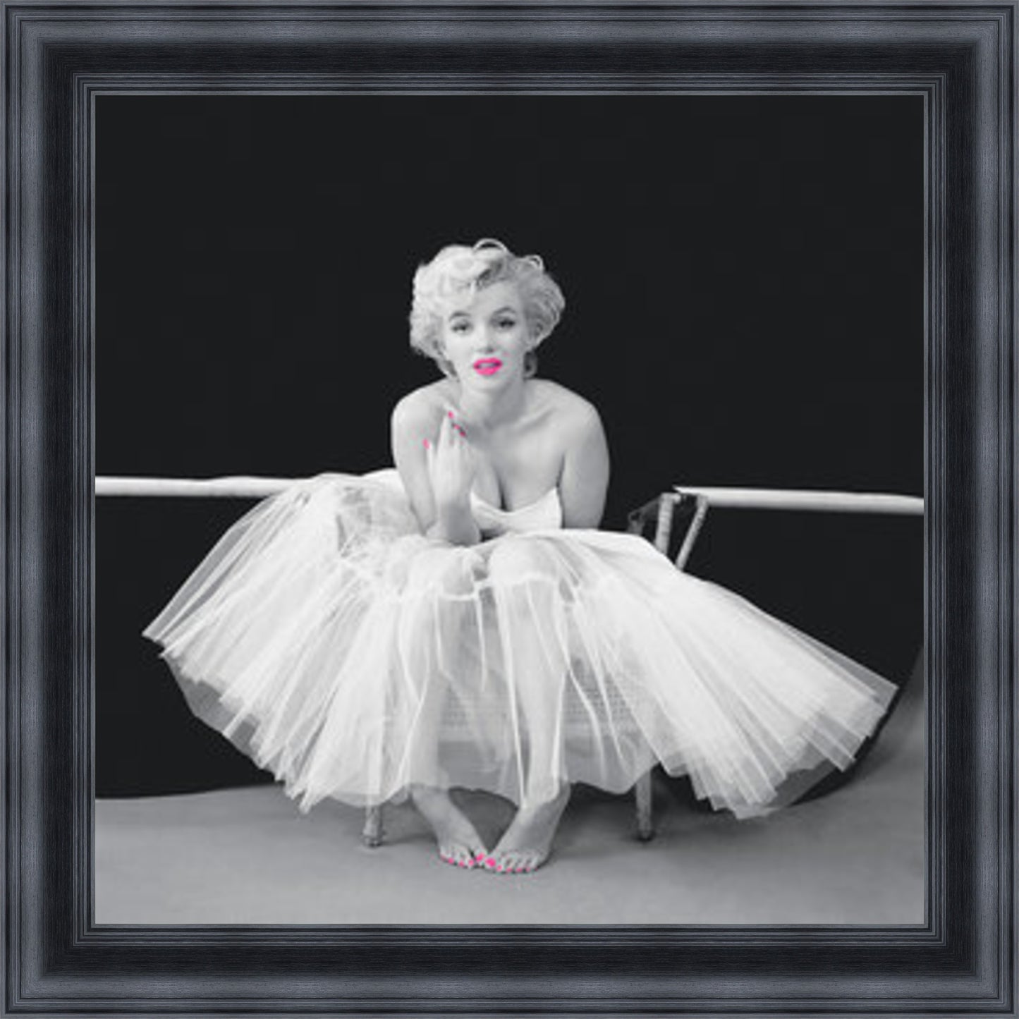 Marilyn Tutu - Colour Splash - Slim Frame