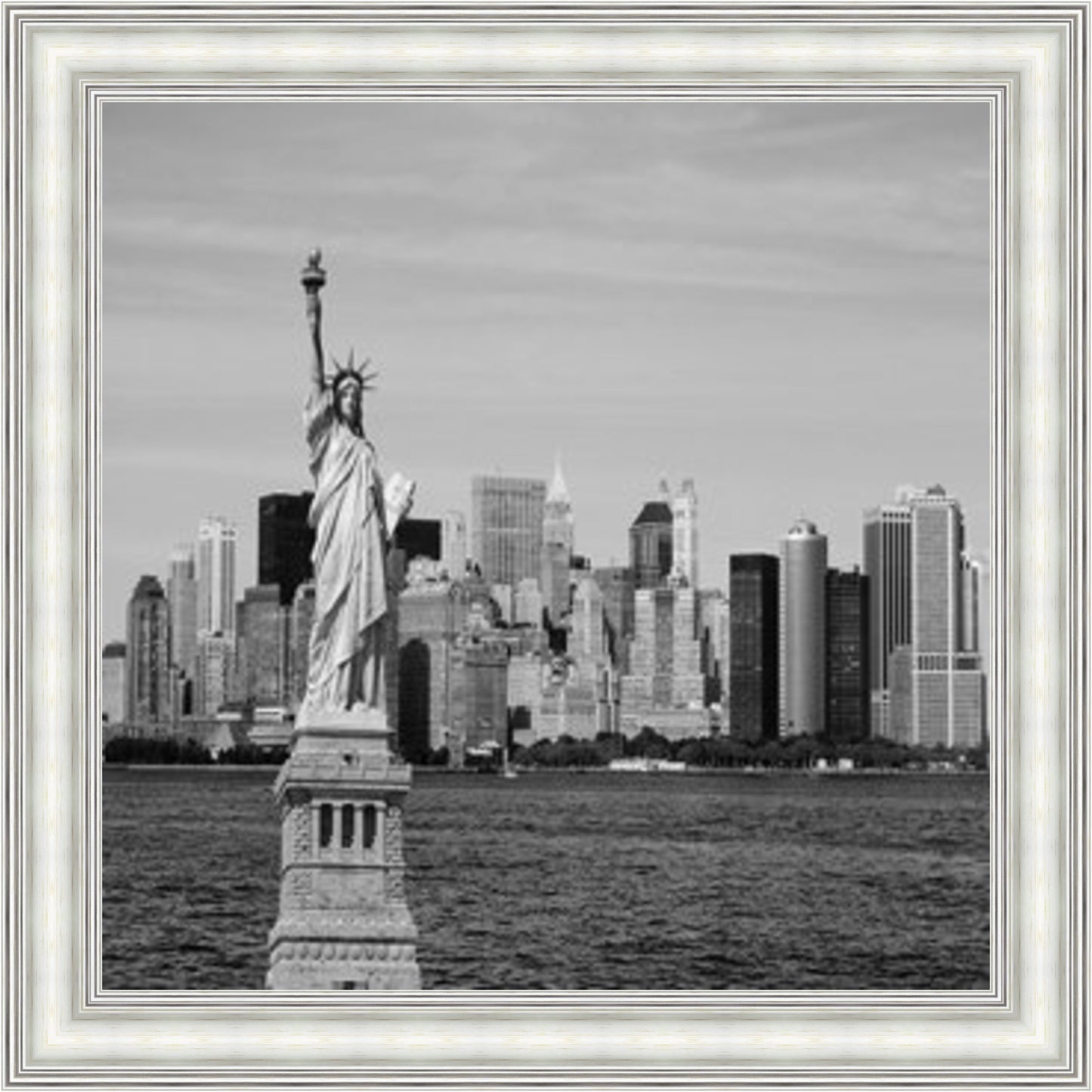 Statue of Liberty, New York - Black & White - Slim Frame