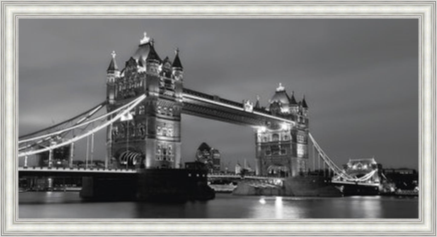 Tower Bridge, Side View - Black & White - Slim Frame