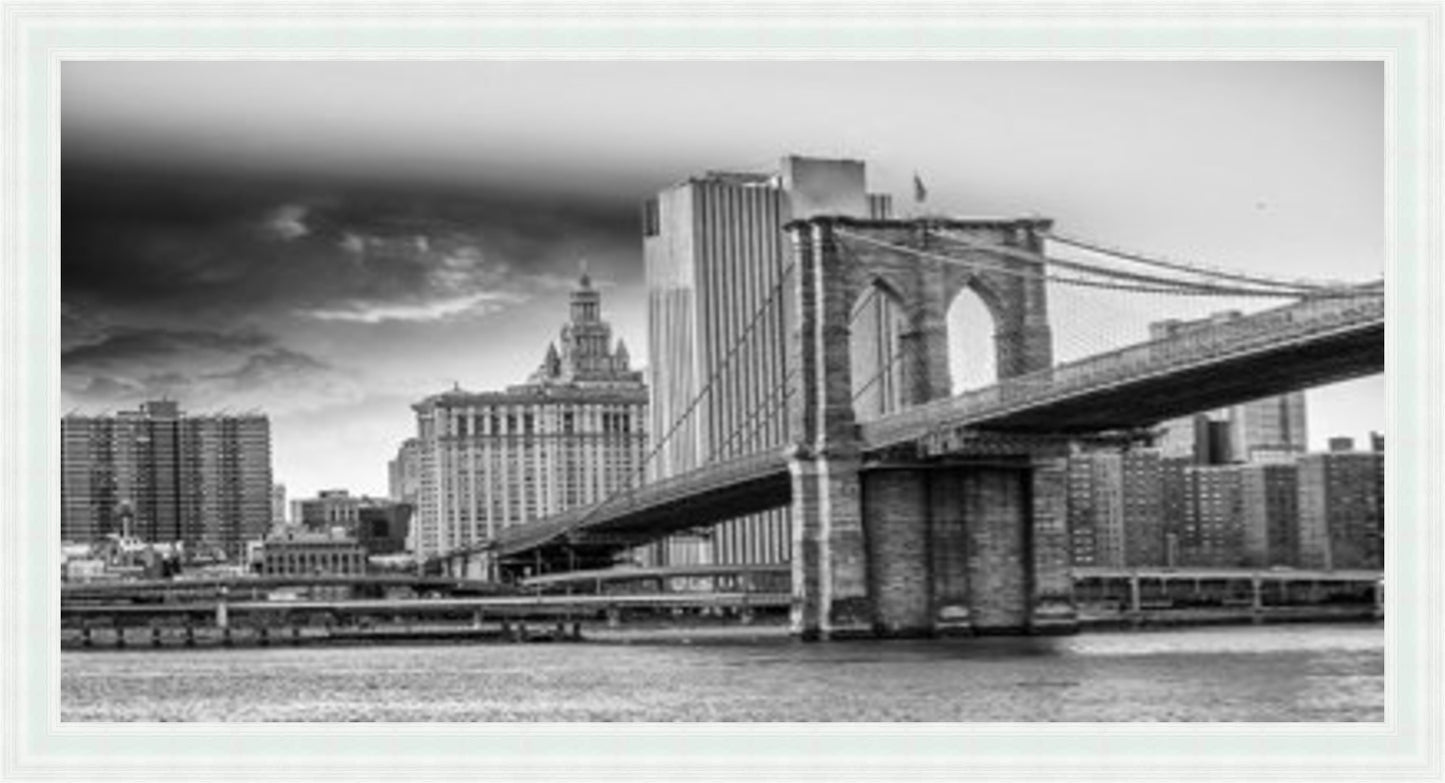 Vintage Brooklyn Bridge - Slim Frame