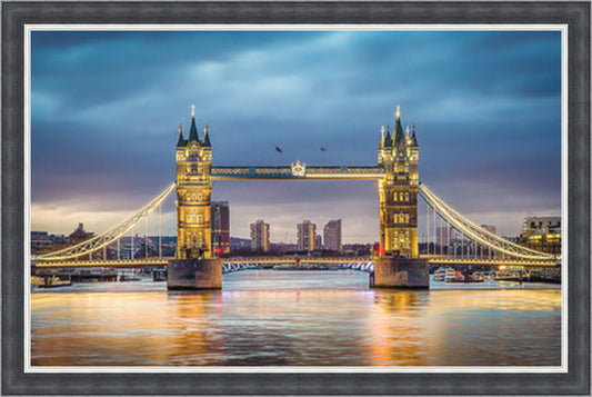 Evening at Tower Bridge Liquid Art